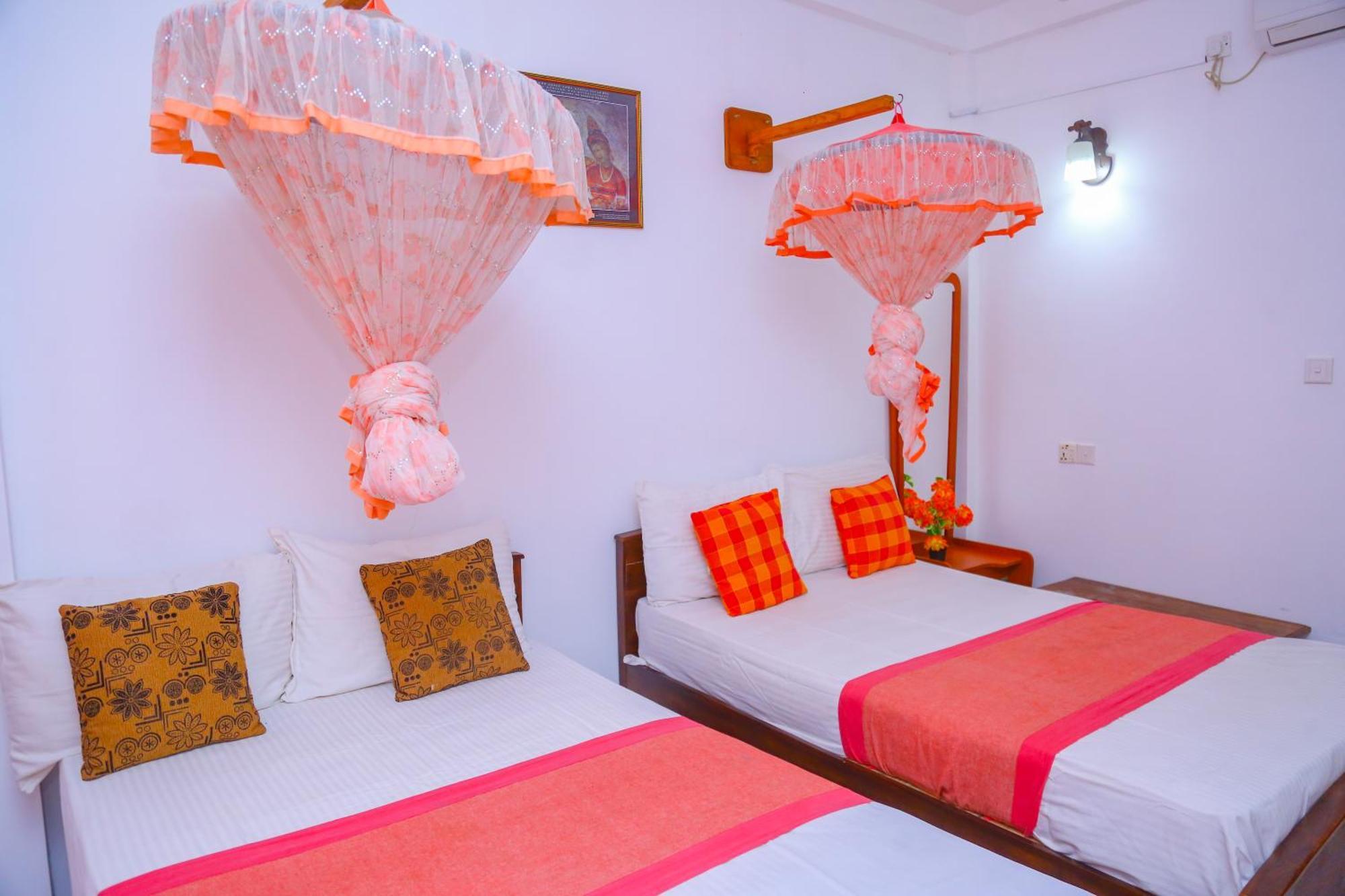 Canal Side Guest House Polonnaruwa Zewnętrze zdjęcie