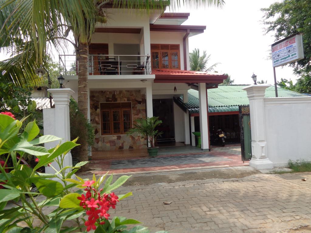 Canal Side Guest House Polonnaruwa Zewnętrze zdjęcie